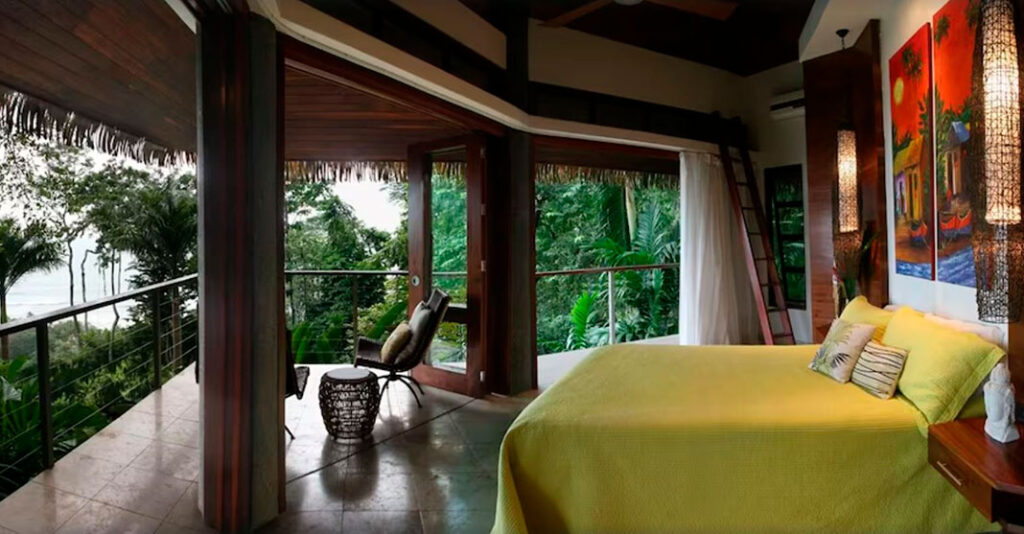 A room with ocean views at Villa Temenos, Costa Rica